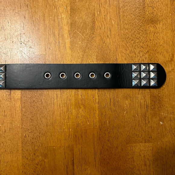 Punk Rock Leather Studded Belt size 40 - Picture 4 of 8